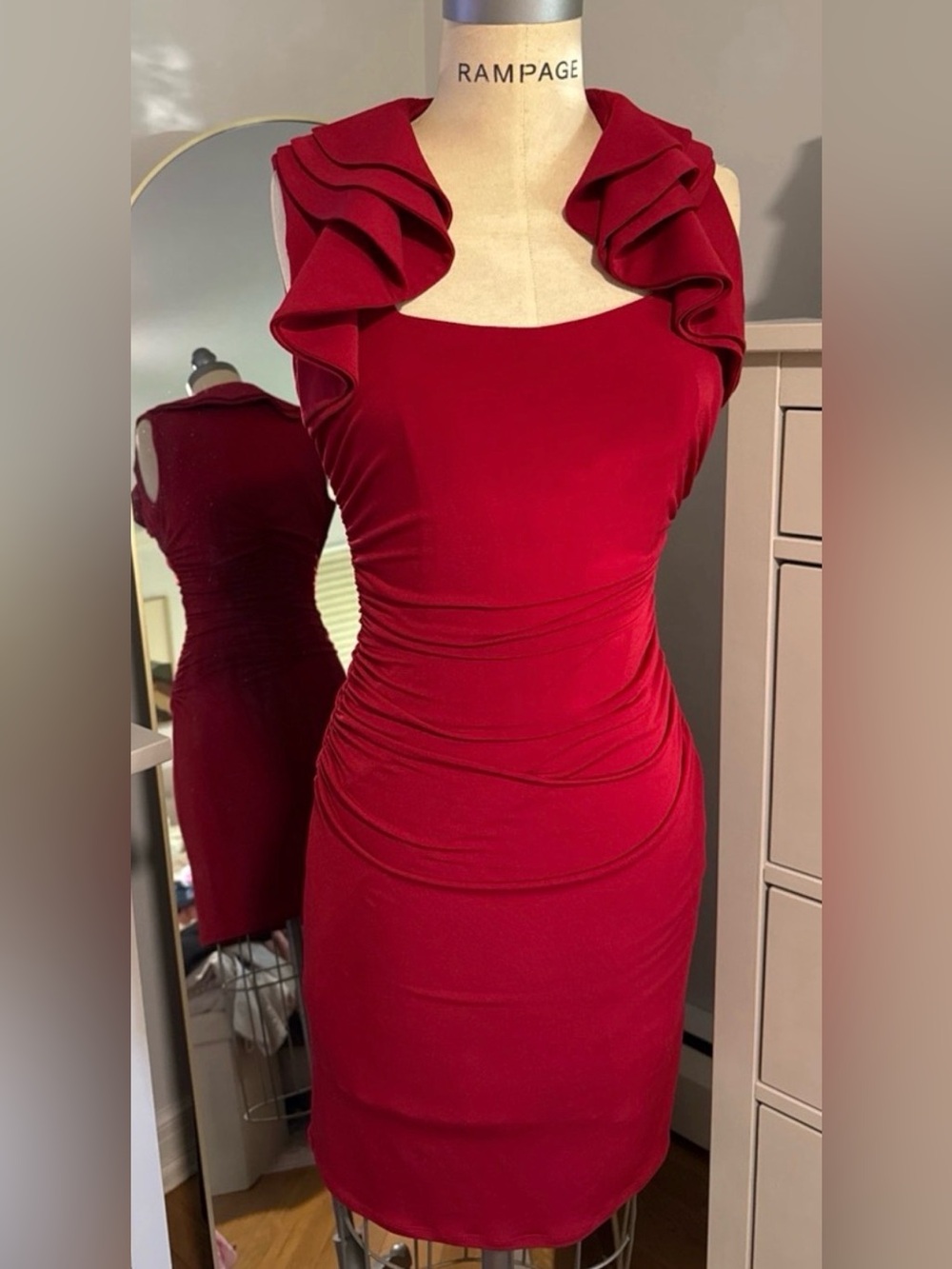 Laundry by Shelli Segal Red Ruched Ruffle Cocktail Dress | Size 2